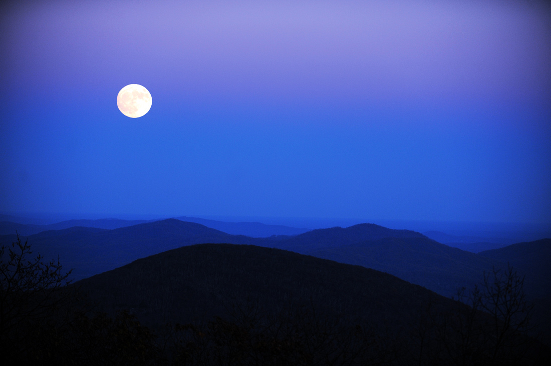 Moonrise Over The Rockfish Valley